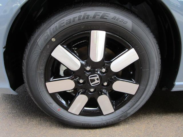 フリード e:HEVエアー EX 6人乗 純正アルミ LEDライト アダプティブクルーズコントロール BSM 両側電動スライドドア リアクーラー シートヒーター USBチャージャー メーカー保証継承渡 登録済未使用車(36枚目)
