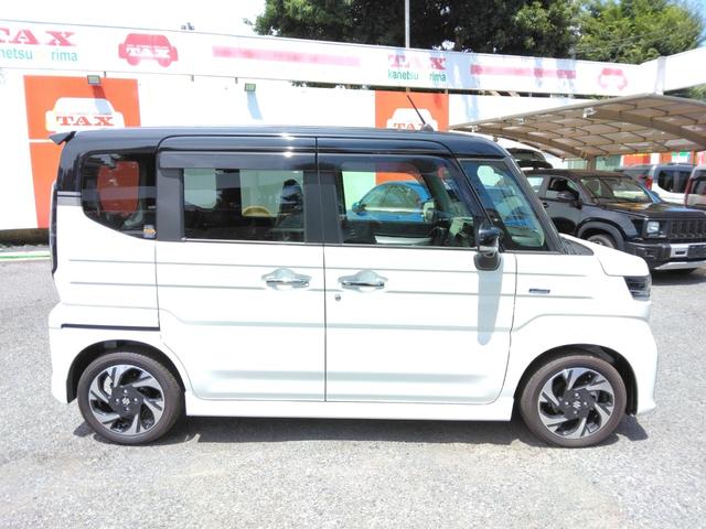 スペーシアカスタム ハイブリッドＸＳターボ　９インチ全方位モニター付メモリーナビ／ＥＴＣ２．０車載器／前後方ドライブレコーダー／全車速追従機能付アダプティブクルーズ／シートヒーター／両側パワースライドドア／ＵＳＢ充電ソケット／衝突軽減ブレーキ（4枚目）