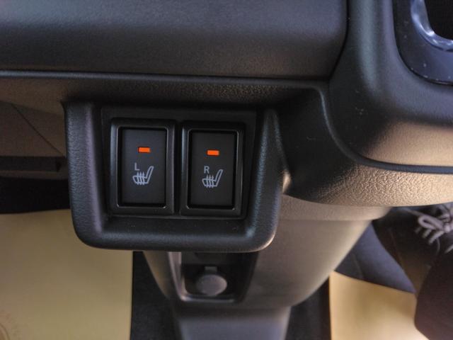 スペーシアカスタム ハイブリッドＸＳターボ　９インチ全方位モニター付メモリーナビ／ＥＴＣ２．０車載器／前後方ドライブレコーダー／全車速追従機能付アダプティブクルーズ／シートヒーター／両側パワースライドドア／ＵＳＢ充電ソケット／衝突軽減ブレーキ（19枚目）