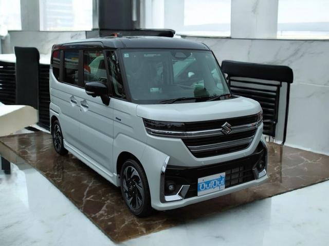 スペーシアカスタム ハイブリッドXSターボ 全周囲カメラ 両側電動スライドドア ナビ TV クリアランスソナー オートクルーズコントロール レーンアシスト 衝突被害軽減システム オートライト LEDヘッドランプ スマートキー(3枚目)