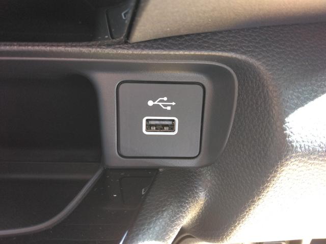 ヴェゼル ｅ：ＨＥＶ　Ｚ・ＰＬａＹパッケージ　マルチビューカメラシステム／プレミアムオーディオ／パノラマルーフ／ホンダセンシング／ブラインドスポットインフォメーション／９インチホンダコネクトディスプレー／ＥＴＣ２．０車載器／シートヒーター（24枚目）