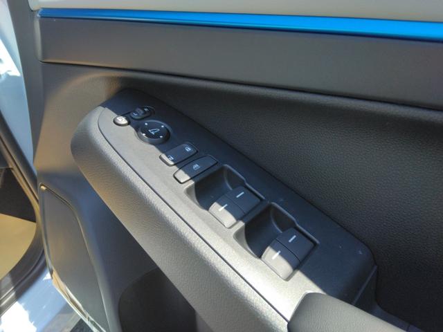 ヴェゼル ｅ：ＨＥＶ　Ｚ・ＰＬａＹパッケージ　マルチビューカメラシステム／プレミアムオーディオ／パノラマルーフ／ホンダセンシング／ブラインドスポットインフォメーション／９インチホンダコネクトディスプレー／ＥＴＣ２．０車載器／シートヒーター（35枚目）