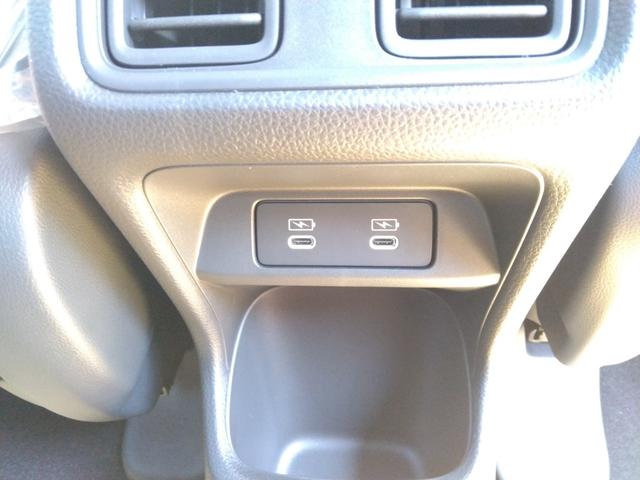 ヴェゼル ｅ：ＨＥＶ　Ｚ・ＰＬａＹパッケージ　マルチビューカメラシステム／プレミアムオーディオ／パノラマルーフ／ホンダセンシング／ブラインドスポットインフォメーション／９インチホンダコネクトディスプレー／ＥＴＣ２．０車載器／シートヒーター（39枚目）