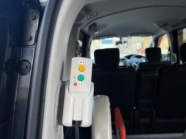 セレナ ハイウェイスター　アンシャンテ　チェアキャブリフタータイプ　福祉車両　電動リフター　６名乗車　左右電動スライドドア　スマートキー　純正ナビ　ＴＶ　カメラ（33枚目）