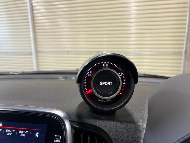 アバルト595 モンスターエナジー・ヤマハ モンスターエナジー ヤマハ 限定車 5速マニュアル 世界限定2000台 高性能エキゾーストシステム レコードモンツァ 専用17インチアルミホイール ブラック仕上げブレーキキャリパー(19枚目)