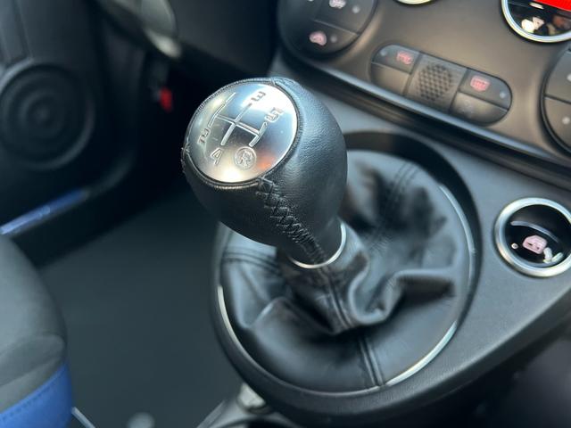 アバルト595 モンスターエナジー・ヤマハ モンスターエナジー ヤマハ 限定車 5速マニュアル 世界限定2000台 高性能エキゾーストシステム レコードモンツァ 専用17インチアルミホイール ブラック仕上げブレーキキャリパー(20枚目)