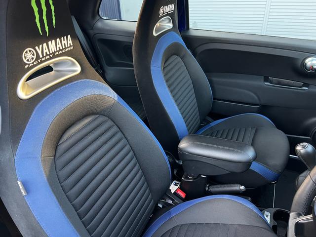 アバルト595 モンスターエナジー・ヤマハ モンスターエナジー ヤマハ 限定車 5速マニュアル 世界限定2000台 高性能エキゾーストシステム レコードモンツァ 専用17インチアルミホイール ブラック仕上げブレーキキャリパー(30枚目)