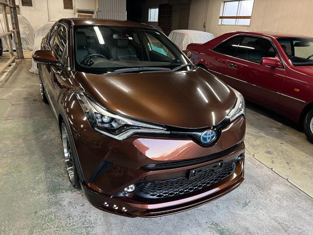 Ｃ－ＨＲ Ｇ　１．８Ｌ　直列４気筒ＤＯＨＣハイブリッドシステム　エアロ　　　社外１９インチＡＷ　４本出マフラー　ローダウン　ＥＴＣ　ドラレコ　バックカメラ（6枚目）