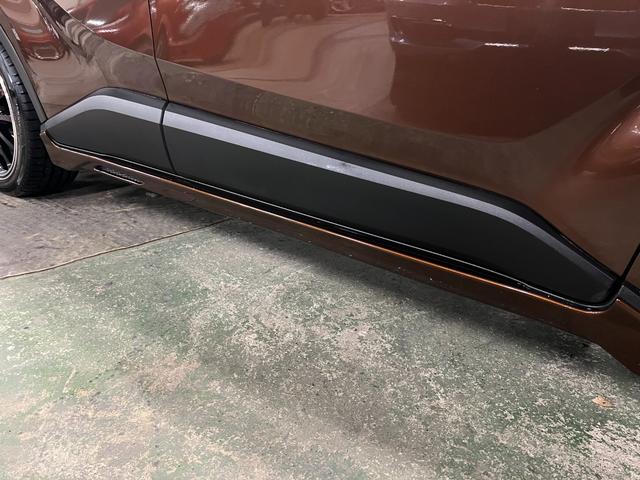 Ｃ－ＨＲ Ｇ　１．８Ｌ　直列４気筒ＤＯＨＣハイブリッドシステム　エアロ　　　社外１９インチＡＷ　４本出マフラー　ローダウン　ＥＴＣ　ドラレコ　バックカメラ（52枚目）