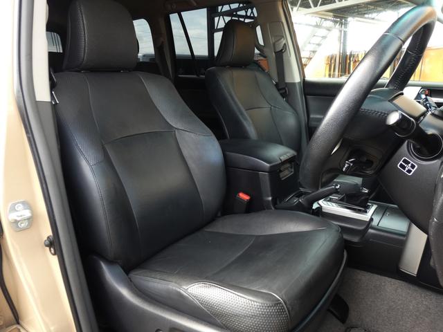 TX Lパッケージ 純正革シート サンルーフ 新品USトヨタTRDアルミホイール 新品TOYOオープンカントリーMTタイヤ(10枚目)