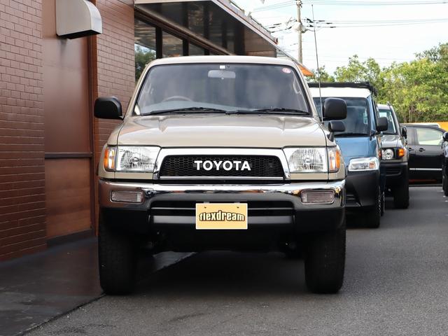 TOYOTA HILUX SURF SSR-X