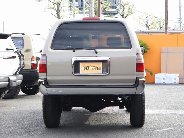 TOYOTA HILUX SURF SSR-X