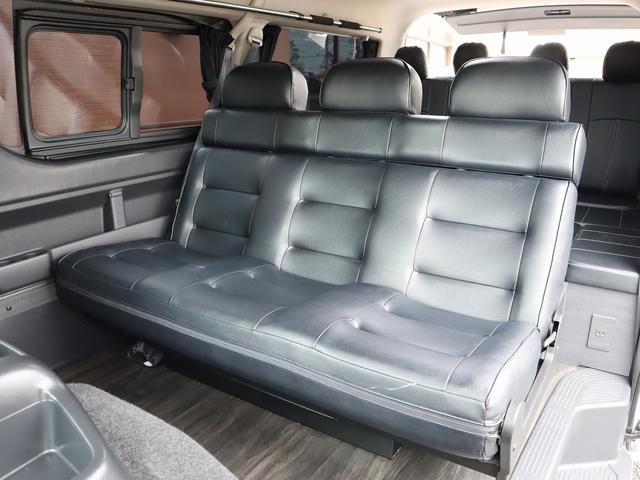 ハイエースワゴン ＧＬ　パールホワイト　ＬＥＤヘッドライト　ヴァレンティ：テールランプ　フロントリップスポイラー　１７インチアルミホイール＆ＴＯＹＯ　Ｈ２０タイヤ　ローダウン　フルセグ地デジナビ　フリップダウンモニター（10枚目）