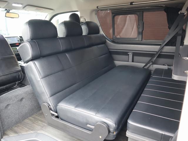 ハイエースワゴン ＧＬ　パールホワイト　ＬＥＤヘッドライト　ヴァレンティ：テールランプ　フロントリップスポイラー　１７インチアルミホイール＆ＴＯＹＯ　Ｈ２０タイヤ　ローダウン　フルセグ地デジナビ　フリップダウンモニター（11枚目）