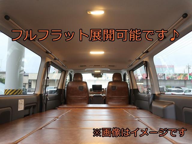 ハイエースバン ロングスーパーＧＬ　アースカラーパッケージ４Ｖ６ベージュ　丸目換装ＦＤ－ｃｌａｓｓｉｃカスタム　両側パワースライドドア　パノラミックビューモニター　デジタルインナーミラー　寒冷地仕様　イージークローザー　ＢＲＵＴ　ＢＲ４（10枚目）