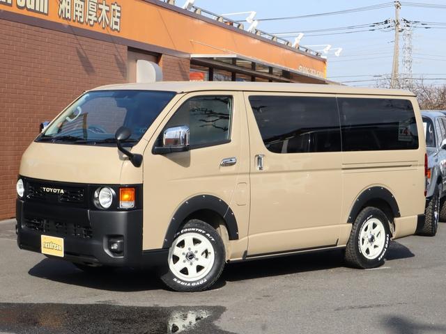 ハイエースバン ロングスーパーＧＬ　ＦＤ－ｃｌａｓｓｉｃ丸目フェイスｖｅｒ３　ＢＲＵＴ：ＢＲ４４ホワイト　ＴＯＹＯオープンカントリーＡＴ３　ｆｌｅｘｄｒｅａｍ：ベッドキットＦＤ０４－Ｎ　ＦＤ－ｃａｍｐ：ペンドルトンシートカバー（4枚目）