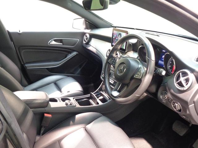 CLAクラス CLA220 4マチック レーダーセーフティパッケージ Bluetooth接続 CD DVD再生 ETC LEDヘッドライト TV アイドリングストップ クルーズコントロール シートヒーター トランクスルー ナビ(22枚目)