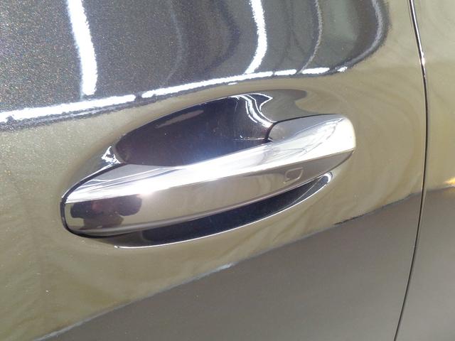 GLAクラス GLA200 d 4マチック AMGレザーエクスクルーシブパッケージ アドバンスドパッケージ AMGライン Bluetooth接続 ETC LEDヘッドライト TV アイドリングストップ クルーズコントロール コネクテッド機能(11枚目)