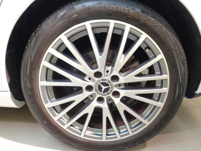 ＣＬＡクラス ＣＬＡ１８０　レーダーセーフティパッケージ　ナビゲーションパッケージ　Ｂｌｕｅｔｏｏｔｈ接続　ＥＴＣ　ＬＥＤヘッドライト　ＴＶ　アイドリングストップ　クルーズコントロール　コネクテッド機能　シートヒーター（14枚目）