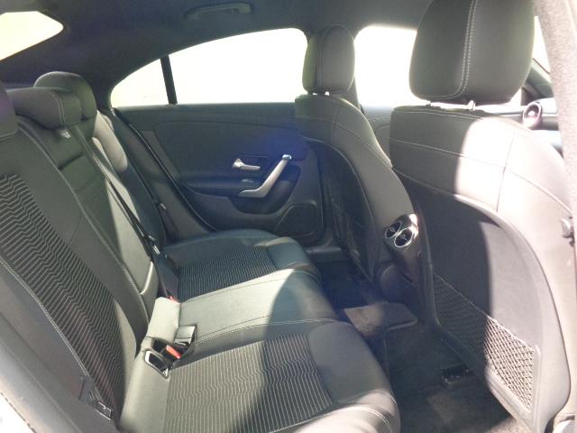 ＣＬＡクラス ＣＬＡ１８０　レーダーセーフティパッケージ　ナビゲーションパッケージ　Ｂｌｕｅｔｏｏｔｈ接続　ＥＴＣ　ＬＥＤヘッドライト　ＴＶ　アイドリングストップ　クルーズコントロール　コネクテッド機能　シートヒーター（24枚目）