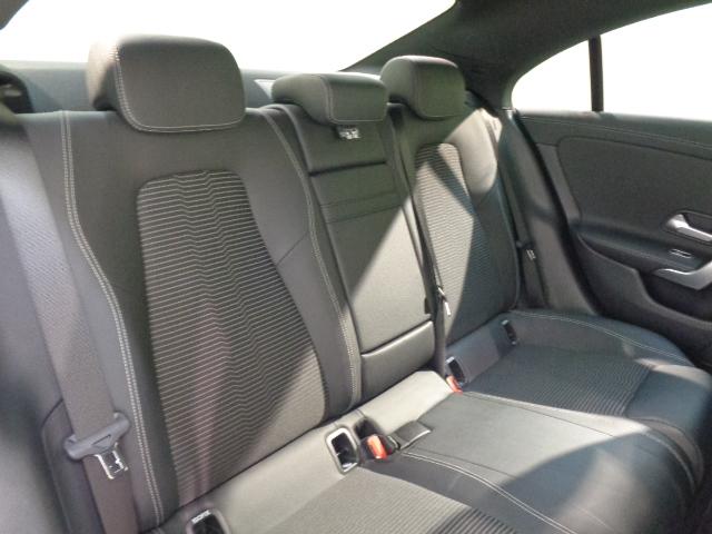 ＣＬＡクラス ＣＬＡ１８０　レーダーセーフティパッケージ　ナビゲーションパッケージ　Ｂｌｕｅｔｏｏｔｈ接続　ＥＴＣ　ＬＥＤヘッドライト　ＴＶ　アイドリングストップ　クルーズコントロール　コネクテッド機能　シートヒーター（25枚目）