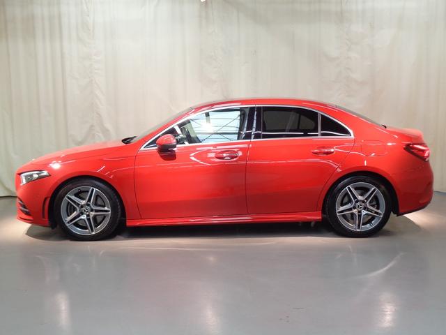 Ａクラスセダン Ａ２５０　４マチック　セダン　ＡＭＧレザーエクスクルーシブパッケージ　レーダーセーフティパッケージ　アドバンスドパッケージ　ナビゲーションパッケージ　ＡＭＧライン　Ｂｌｕｅｔｏｏｔｈ接続　ＥＴＣ　ＬＥＤヘッドライト　ＴＶ（3枚目）