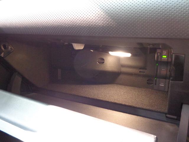 Ａクラスセダン Ａ２５０　４マチック　セダン　エディション１　Ｂｌｕｅｔｏｏｔｈ接続　ＥＴＣ　ＬＥＤヘッドライト　ＴＶ　アイドリングストップ　クルーズコントロール　コネクテッド機能　シートヒーター　トランクスルー　ナビ　バックモニター　パワーシート　フロアマット（40枚目）