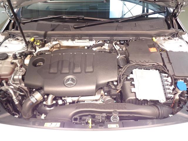 ＣＬＡクラス ＣＬＡ２００　ｄ　ＡＭＧラインパッケージ　アドバンスドパッケージ　Ｂｌｕｅｔｏｏｔｈ接続　ＥＴＣ　ＬＥＤヘッドライト　ＴＶ　アイドリングストップ　クルーズコントロール　コネクテッド機能　サイドカメラ（17枚目）