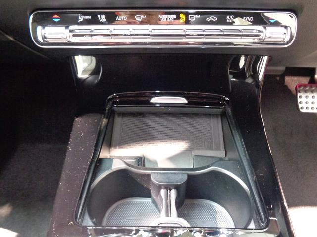 ＣＬＡクラス ＣＬＡ２００　ｄ　ＡＭＧラインパッケージ　アドバンスドパッケージ　Ｂｌｕｅｔｏｏｔｈ接続　ＥＴＣ　ＬＥＤヘッドライト　ＴＶ　アイドリングストップ　クルーズコントロール　コネクテッド機能　サイドカメラ（30枚目）