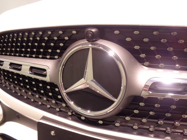 ＧＬＡクラス ＧＬＡ２００　ｄ　４マチック　アーバンスターズ　Ｂｌｕｅｔｏｏｔｈ接続　ＥＴＣ　ＬＥＤヘッドライト　ＴＶ　アイドリングストップ　クルーズコントロール　コネクテッド機能　サイドカメラ　サンルーフ・ガラスルーフ　シートヒーター　トランクスルー　ナビ（8枚目）