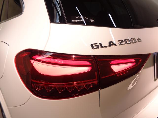 ＧＬＡクラス ＧＬＡ２００　ｄ　４マチック　アーバンスターズ　Ｂｌｕｅｔｏｏｔｈ接続　ＥＴＣ　ＬＥＤヘッドライト　ＴＶ　アイドリングストップ　クルーズコントロール　コネクテッド機能　サイドカメラ　サンルーフ・ガラスルーフ　シートヒーター　トランクスルー　ナビ（12枚目）