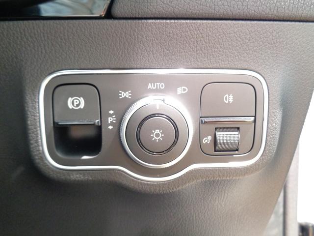 ＧＬＡクラス ＧＬＡ２００　ｄ　４マチック　アーバンスターズ　Ｂｌｕｅｔｏｏｔｈ接続　ＥＴＣ　ＬＥＤヘッドライト　ＴＶ　アイドリングストップ　クルーズコントロール　コネクテッド機能　サイドカメラ　サンルーフ・ガラスルーフ　シートヒーター　トランクスルー　ナビ（19枚目）