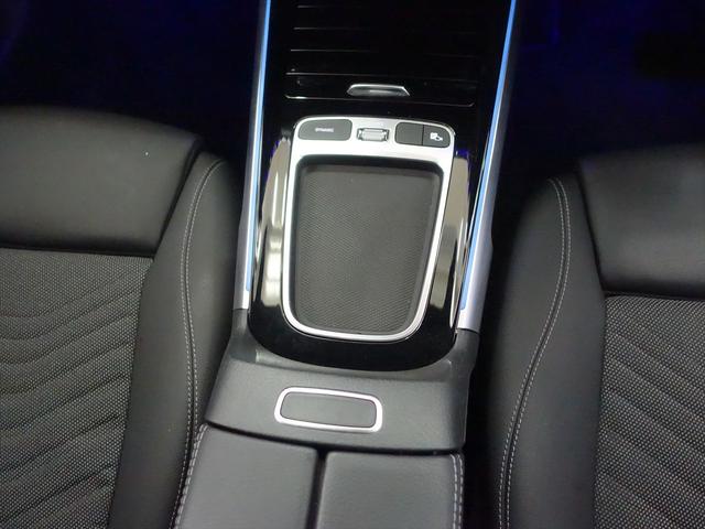 GLB GLB200 d 4MATIC 3列シート Bluetooth接続 ETC LEDヘッドライト TV アイドリングストップ クルーズコントロール コネクテッド機能 サイドカメラ シートヒーター トランクスルー ナビ バックモニター(16枚目)