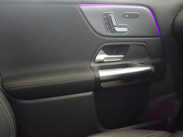 ＧＬＡクラス ＧＬＡ２００　ｄ　４ＭＡＴＩＣ　Ｂｌｕｅｔｏｏｔｈ接続　ＥＴＣ　ＬＥＤヘッドライト　アイドリングストップ　クルーズコントロール　コネクテッド機能　サイドカメラ　シートヒーター　トランクスルー　ナビ　バックモニター　パワーシート（14枚目）