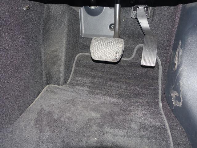 ＧＬＡクラス ＧＬＡ２００　ｄ　４ＭＡＴＩＣ　Ｂｌｕｅｔｏｏｔｈ接続　ＥＴＣ　ＬＥＤヘッドライト　アイドリングストップ　クルーズコントロール　コネクテッド機能　サイドカメラ　シートヒーター　トランクスルー　ナビ　バックモニター　パワーシート（27枚目）