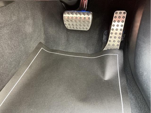 Cクラスステーションワゴン C43 4MATIC ステーションワゴン Bluetooth接続 ETC LEDヘッドライト TV アイドリングストップ クルーズコントロール コネクテッド機能 サイドカメラ サンルーフ・ガラスルーフ シートエアコン シートヒーター ナビ(22枚目)