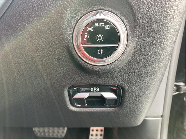 Cクラスステーションワゴン C43 4MATIC ステーションワゴン Bluetooth接続 ETC LEDヘッドライト TV アイドリングストップ クルーズコントロール コネクテッド機能 サイドカメラ サンルーフ・ガラスルーフ シートエアコン シートヒーター ナビ(23枚目)