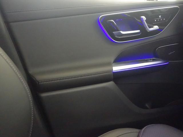 GLC GLC220 d 4MATIC Bluetooth接続 ETC LEDヘッドライト TV アイドリングストップ クルーズコントロール コネクテッド機能 サイドカメラ サンルーフ・ガラスルーフ シートヒーター トランクスルー ナビ(14枚目)