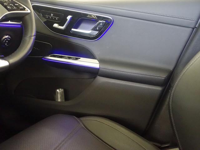 GLC GLC220 d 4MATIC Bluetooth接続 ETC LEDヘッドライト TV アイドリングストップ クルーズコントロール コネクテッド機能 サイドカメラ サンルーフ・ガラスルーフ シートヒーター トランクスルー ナビ(15枚目)