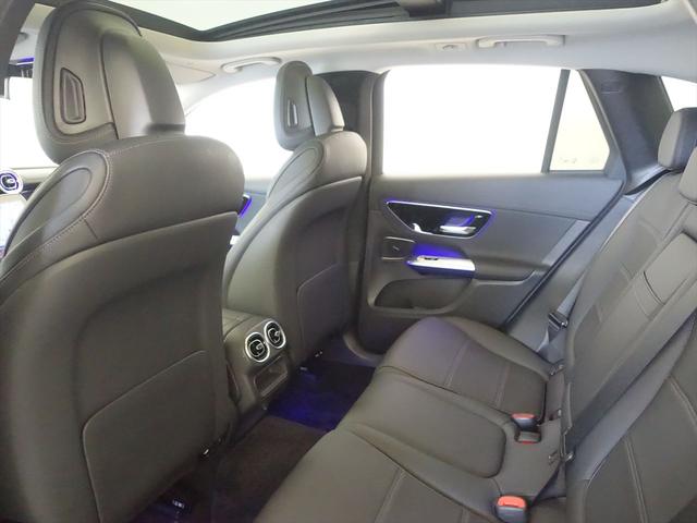 GLC GLC220 d 4MATIC Bluetooth接続 ETC LEDヘッドライト TV アイドリングストップ クルーズコントロール コネクテッド機能 サイドカメラ サンルーフ・ガラスルーフ シートヒーター トランクスルー ナビ(24枚目)