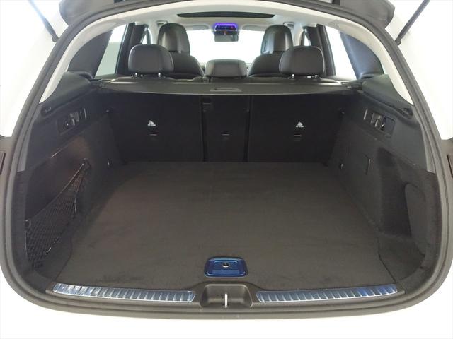GLC GLC220 d 4MATIC Bluetooth接続 ETC LEDヘッドライト TV アイドリングストップ クルーズコントロール コネクテッド機能 サイドカメラ サンルーフ・ガラスルーフ シートヒーター トランクスルー ナビ(25枚目)