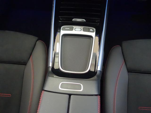 GLB GLB200 d 4MATIC AMGラインパッケージ アドバンスドパッケージ 3列シート Bluetooth接続 ETC LEDヘッドライト TV アイドリングストップ クルーズコントロール コネクテッド機能 サイドカメラ(16枚目)