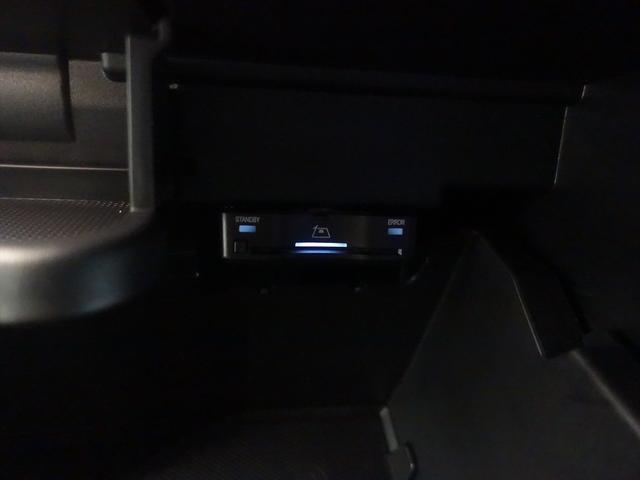 ＧＬＢ ＧＬＢ１８０　ＡＭＧラインパッケージ　ＡＭＧレザーエクスクルーシブパッケージ　３列シート　Ｂｌｕｅｔｏｏｔｈ接続　ＥＴＣ　ＬＥＤヘッドライト　ＴＶ　アイドリングストップ　クルーズコントロール　コネクテッド機能（21枚目）