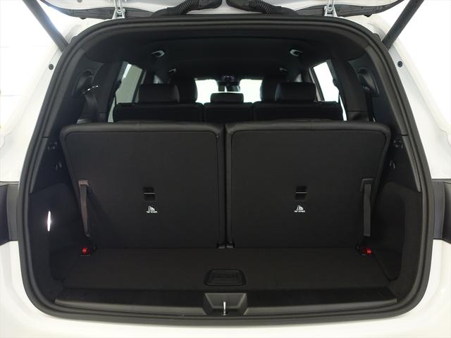 ＧＬＢ ＧＬＢ１８０　ＡＭＧラインパッケージ　ＡＭＧレザーエクスクルーシブパッケージ　３列シート　Ｂｌｕｅｔｏｏｔｈ接続　ＥＴＣ　ＬＥＤヘッドライト　ＴＶ　アイドリングストップ　クルーズコントロール　コネクテッド機能（25枚目）