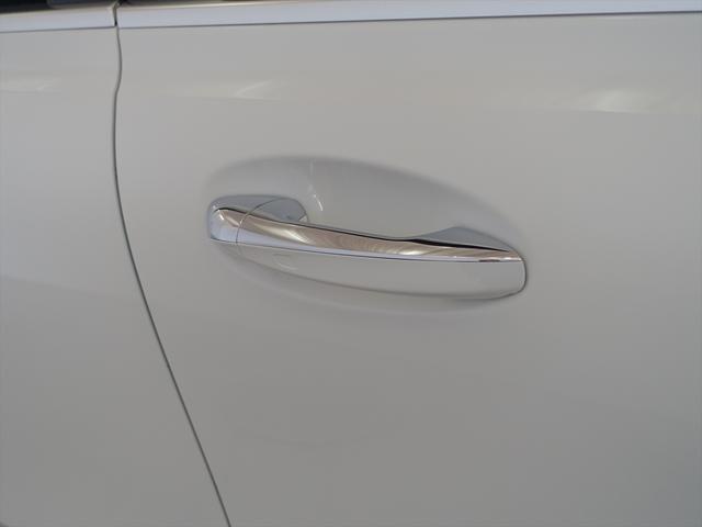 ＧＬＢ ＧＬＢ１８０　ＡＭＧラインパッケージ　ＡＭＧレザーエクスクルーシブパッケージ　３列シート　Ｂｌｕｅｔｏｏｔｈ接続　ＥＴＣ　ＬＥＤヘッドライト　ＴＶ　アイドリングストップ　クルーズコントロール　コネクテッド機能（27枚目）