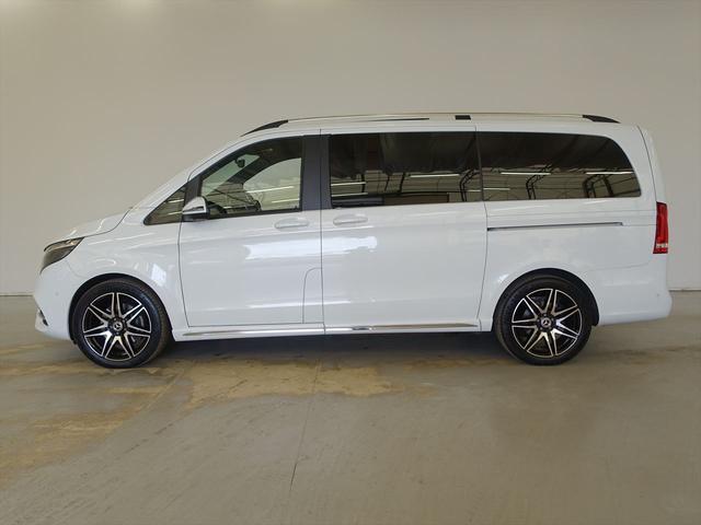 Ｖクラス 【ＹＡＮＡＳＥ】Ｖ２２０　ｄ　エクスクルーシブ　ロング　プラチナスイート　３列シート　Ｂｌｕｅｔｏｏｔｈ接続　ＥＴＣ　ＬＥＤヘッドライト　ＴＶ　アイドリングストップ　オットマン　クルーズコントロール　サイドカメラ　サンルーフ・ガラスルーフ　シートエアコン（5枚目）