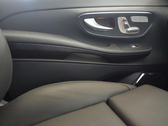 Ｖクラス 【ＹＡＮＡＳＥ】Ｖ２２０　ｄ　エクスクルーシブ　ロング　プラチナスイート　３列シート　Ｂｌｕｅｔｏｏｔｈ接続　ＥＴＣ　ＬＥＤヘッドライト　ＴＶ　アイドリングストップ　オットマン　クルーズコントロール　サイドカメラ　サンルーフ・ガラスルーフ　シートエアコン（14枚目）