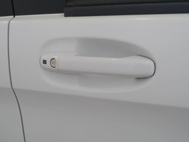 Ｖクラス 【ＹＡＮＡＳＥ】Ｖ２２０　ｄ　エクスクルーシブ　ロング　プラチナスイート　３列シート　Ｂｌｕｅｔｏｏｔｈ接続　ＥＴＣ　ＬＥＤヘッドライト　ＴＶ　アイドリングストップ　オットマン　クルーズコントロール　サイドカメラ　サンルーフ・ガラスルーフ　シートエアコン（28枚目）