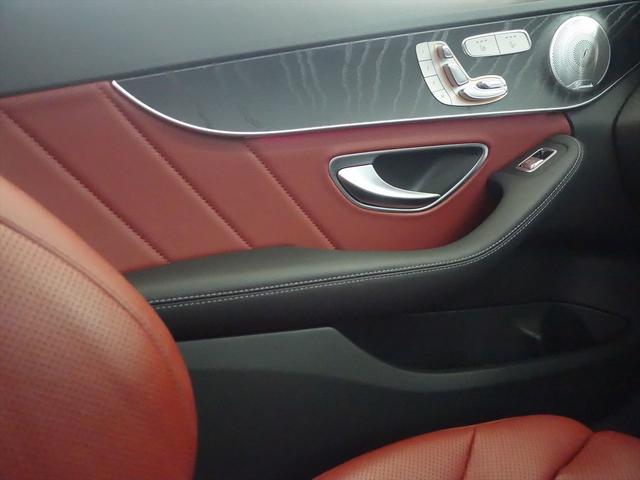 Ｃクラスステーションワゴン Ｃ２００　ステーションワゴン　ローレウスエディション　レザーエクスクルーシブパッケージ　レーダーセーフティパッケージ　スポーツプラスパッケージ　Ｂｌｕｅｔｏｏｔｈ接続　ＥＴＣ　ＬＥＤヘッドライト　ＴＶ　アイドリングストップ　クルーズコントロール（14枚目）