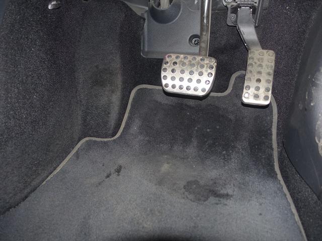 ＧＬＢ ＧＬＢ２００　ｄ　ＡＭＧライン　ナビゲーションパッケージ　３列シート　Ｂｌｕｅｔｏｏｔｈ接続　ＥＴＣ　ＬＥＤヘッドライト　ＴＶ　アイドリングストップ　クルーズコントロール　コネクテッド機能　サイドカメラ　シートヒーター（28枚目）